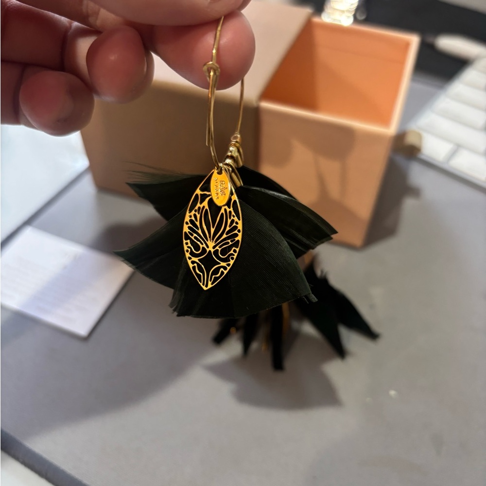 GAS Bijoux Gold and Black Earrings - Picture 7 of 7